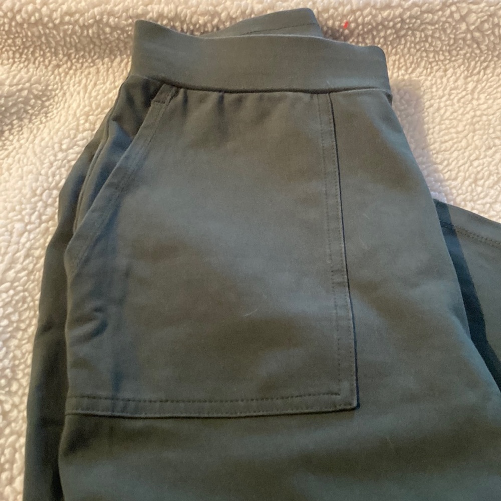 Stretch pants